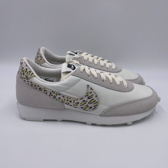 Nike Shoes - Nike DBREAK SE Sail / Lemon / Black Womens Shoes